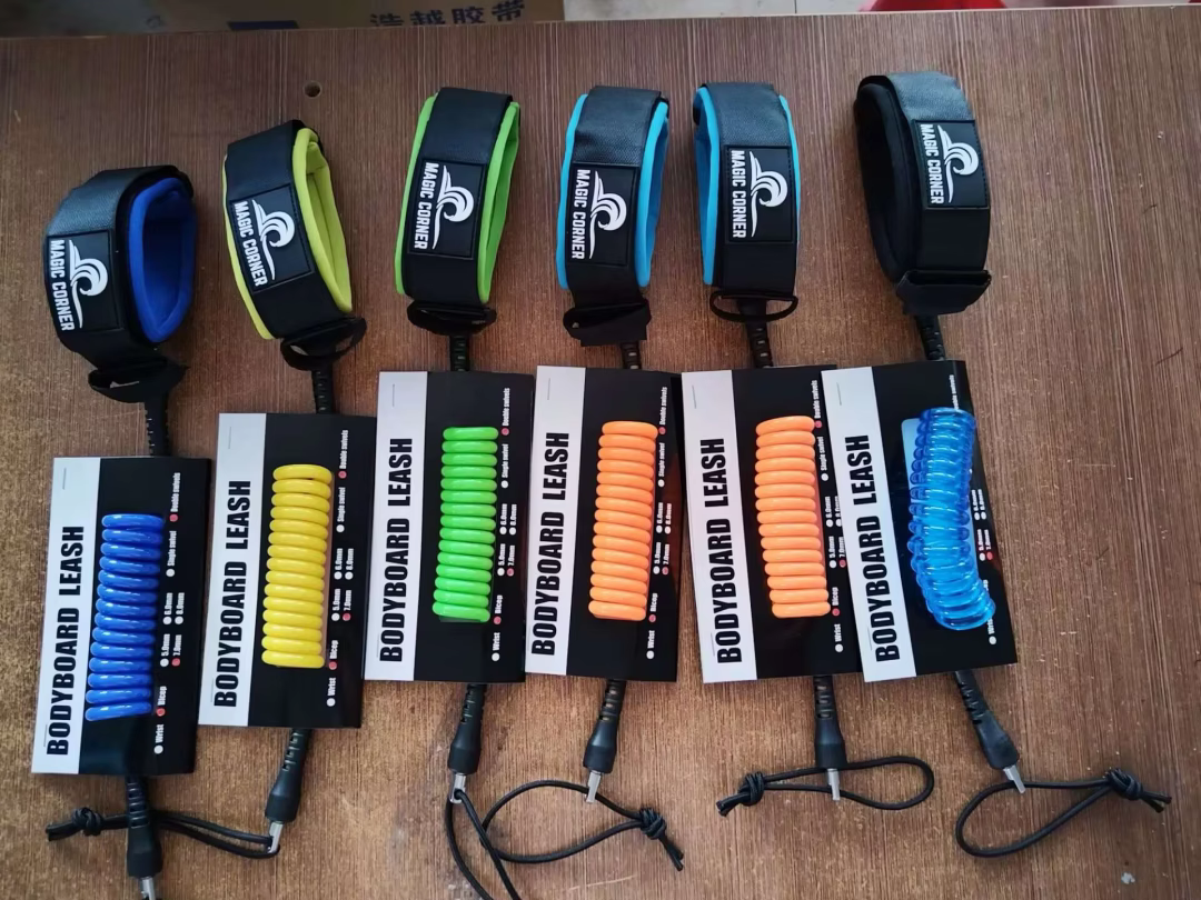 Leash Bicep  Magic Corner BB