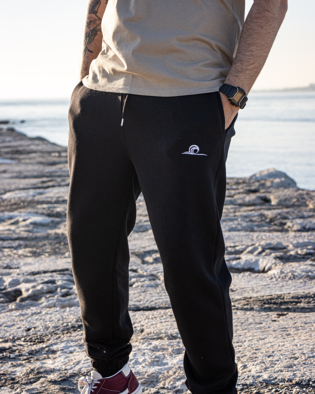Joggers The Wave