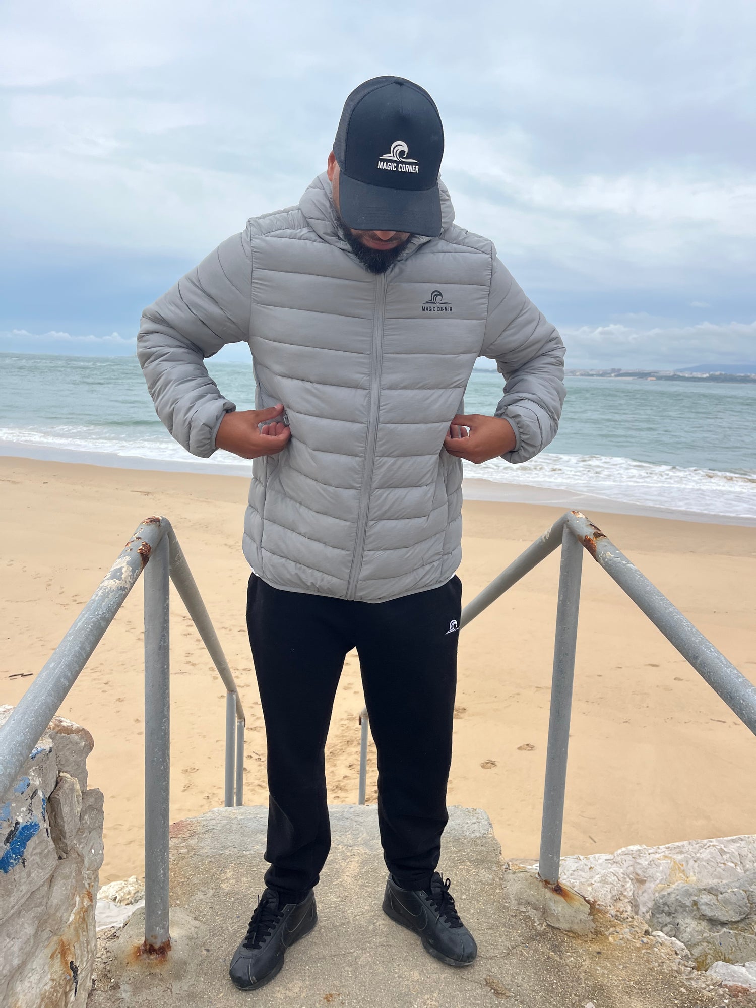 Magic Corner Hooded Jacket