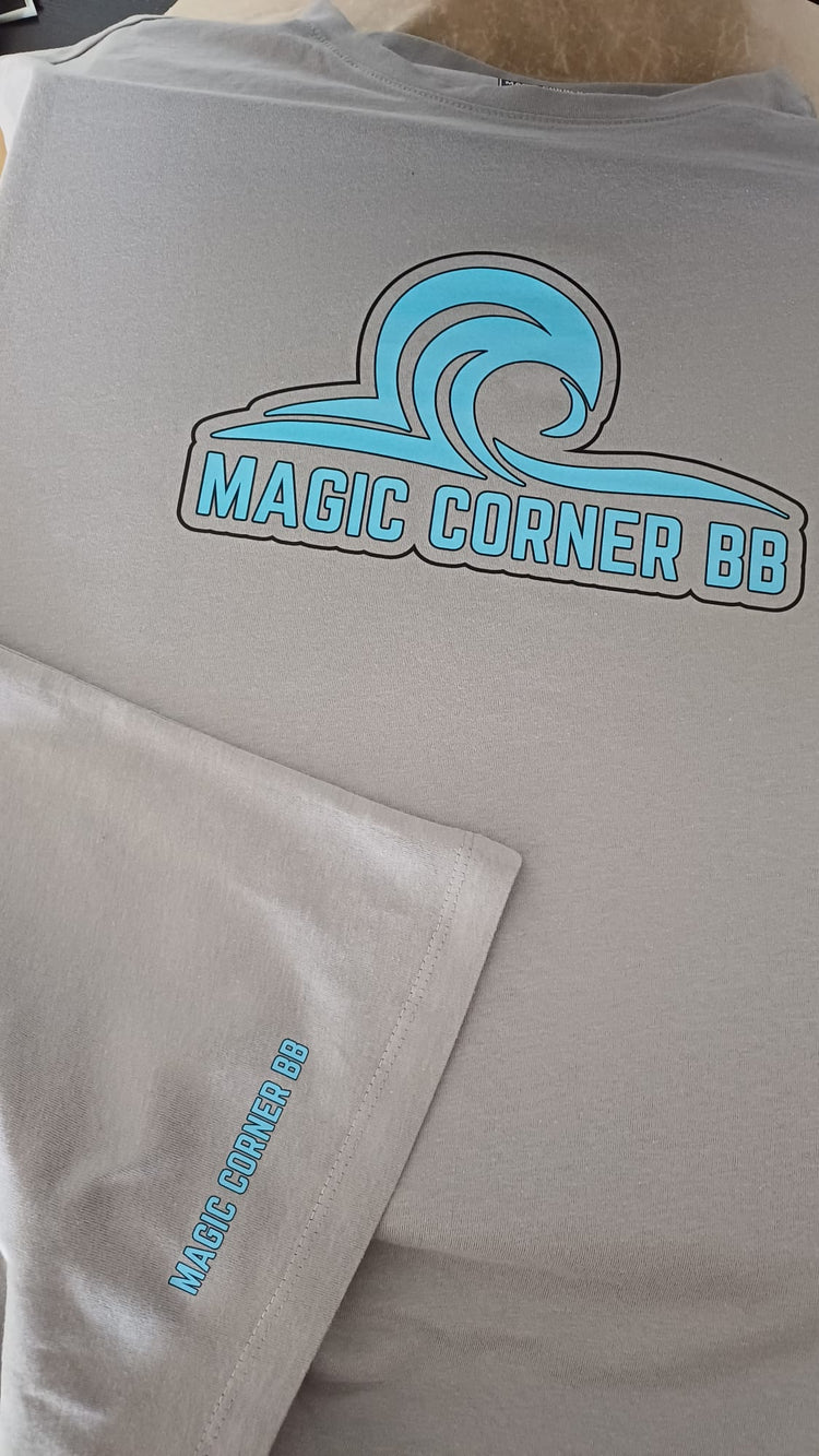 T-shirt Magic Corner BB