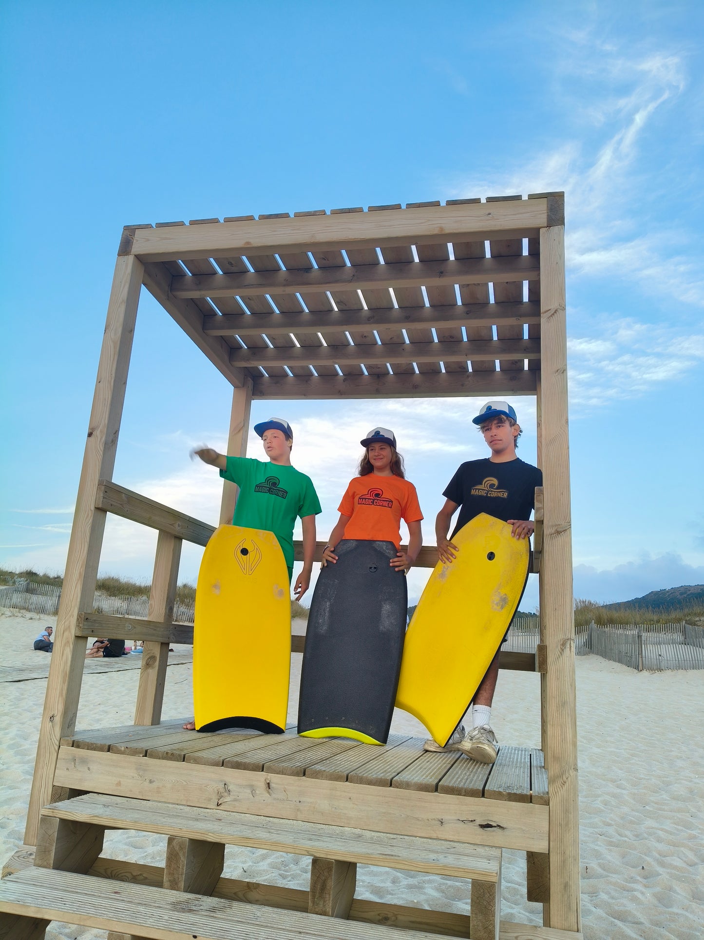 T-shirt Magic Corner