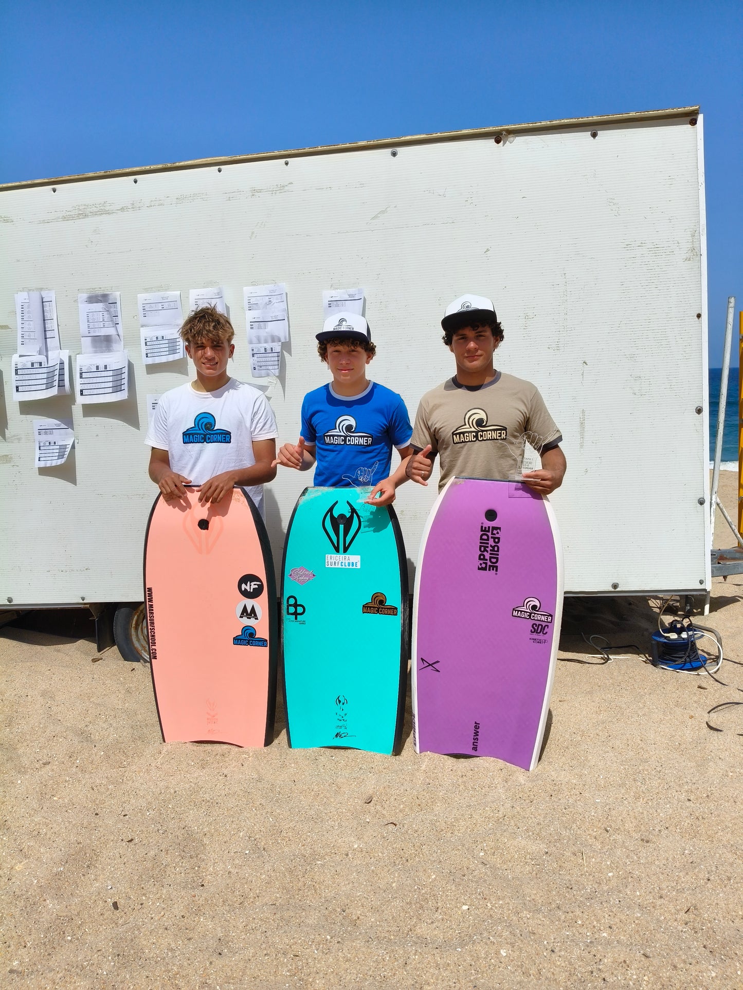 T-shirt Magic Corner